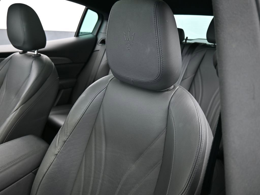 Used 2023 Maserati Grecale GT image 17