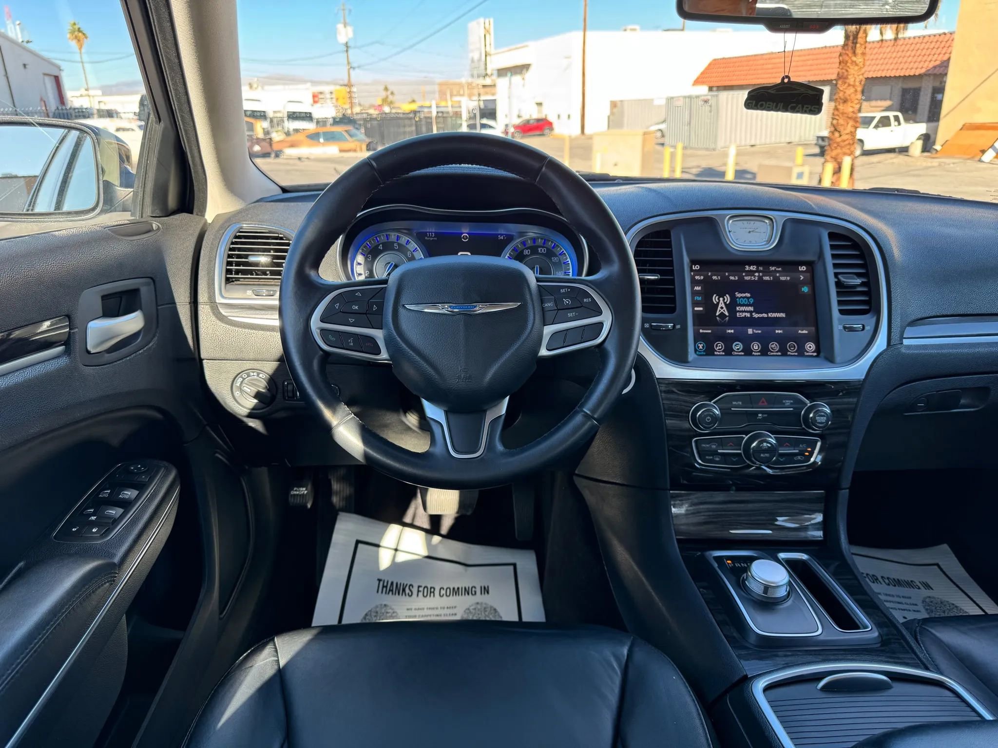 Used 2017 Chrysler 300 Limited image 20