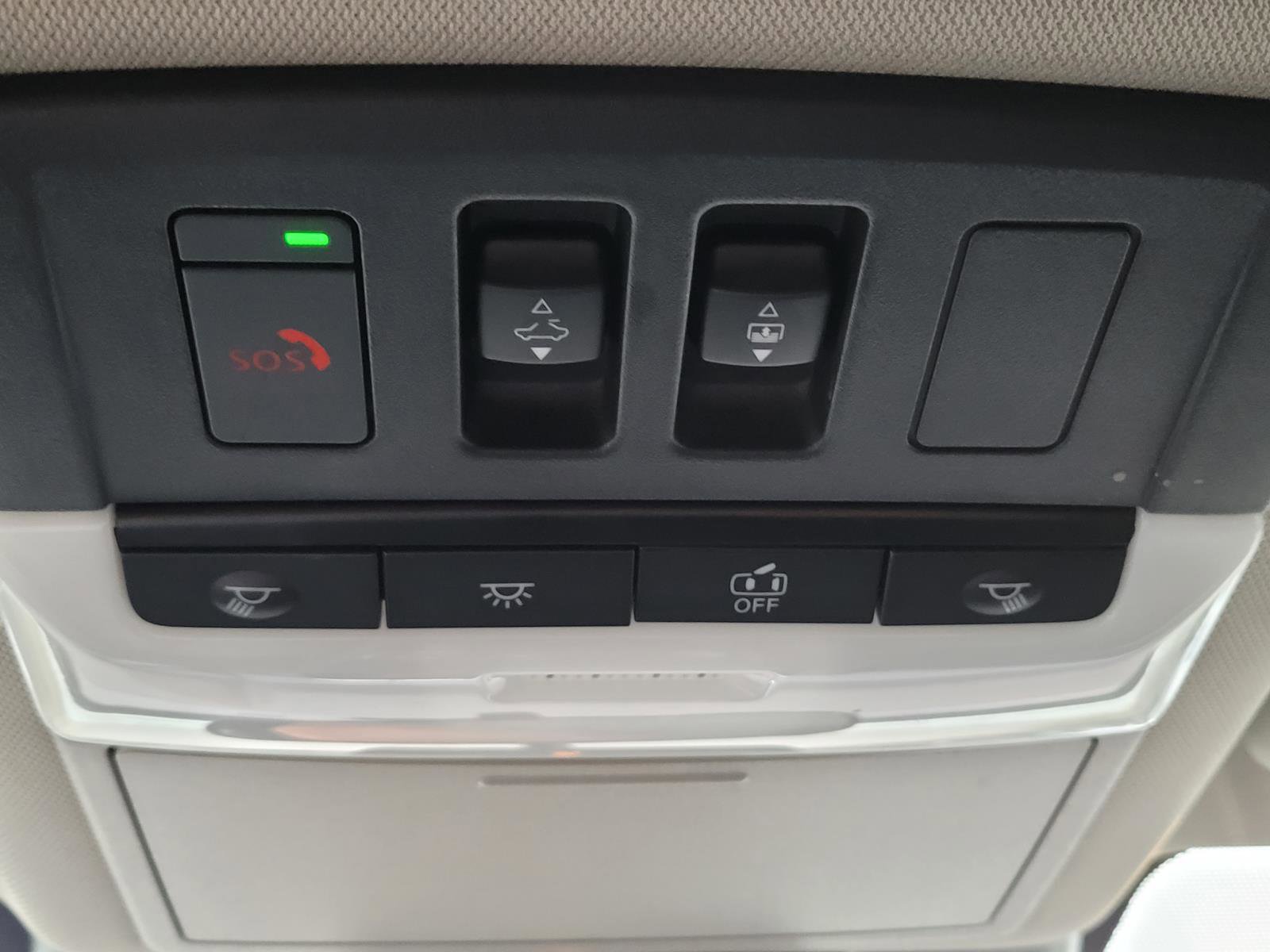 Used 2023 Nissan Rogue SV w/ SV Premium B Package FWD image 30