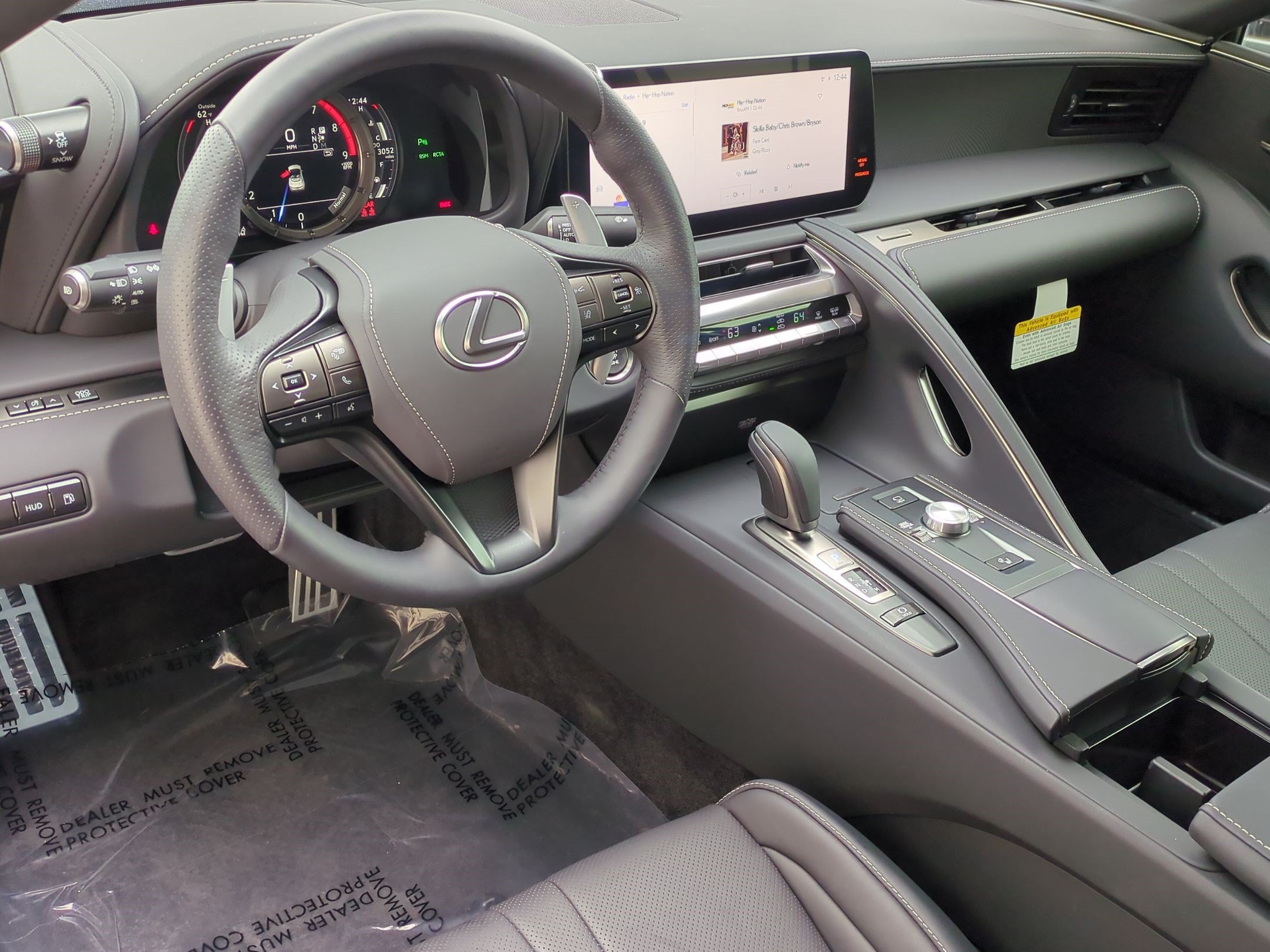 Used 2025 Lexus LC 500 Convertible w/ Touring Package RWD image 43