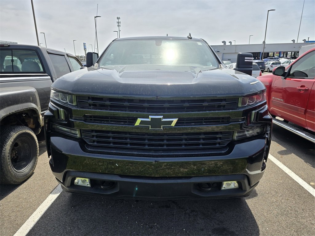 Used 2021 Chevrolet Silverado 1500 RST image 2