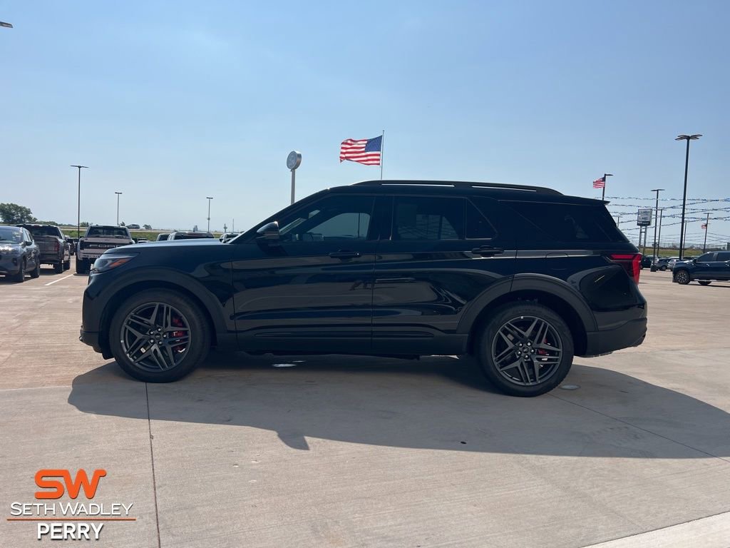 New 2025 Ford Explorer ST image 9