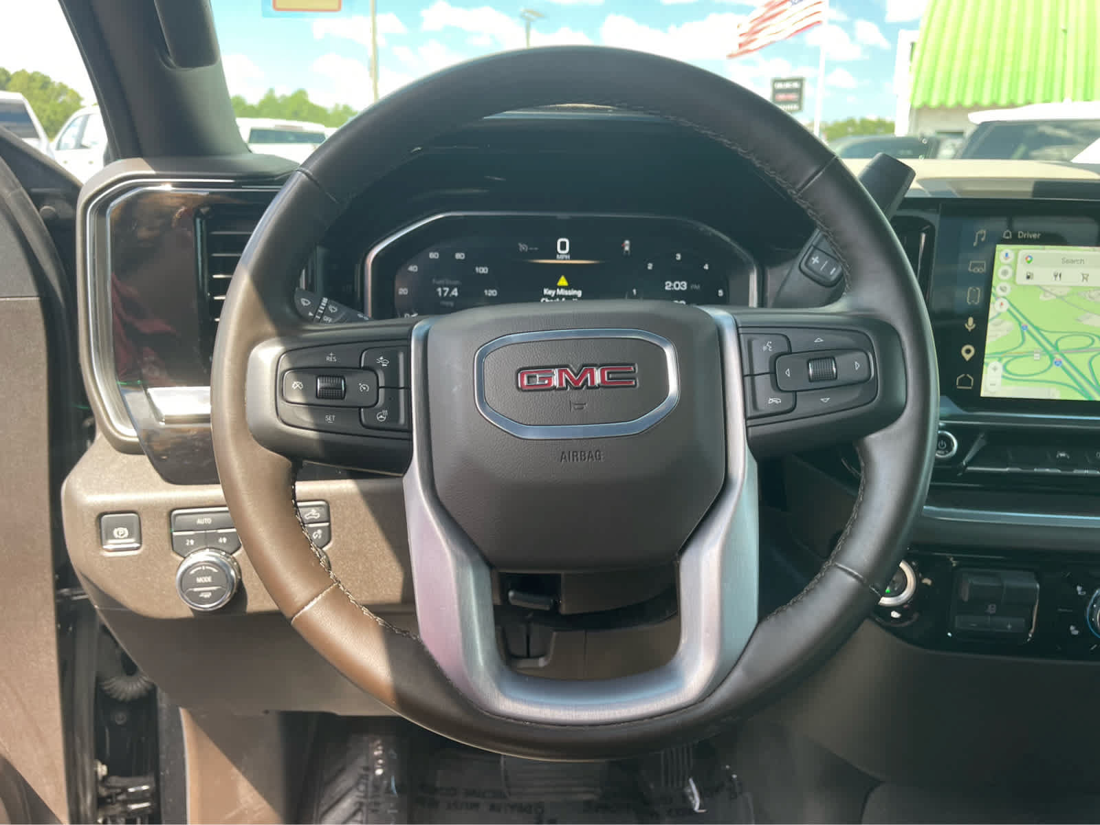 Used 2025 GMC Sierra 1500 SLT AWD/4WD image 15