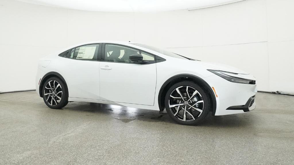 New 2025 Toyota Prius Plug-In Hybrid FWD image 28