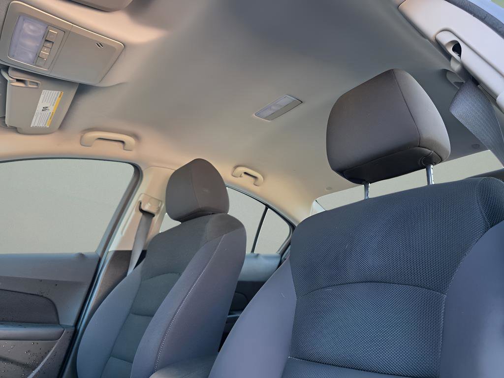 Used 2013 Chevrolet Cruze LT image 19