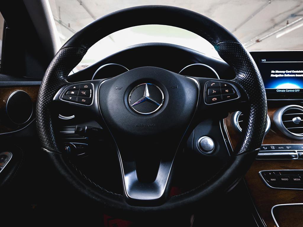 Used 2017 Mercedes-Benz C 300 4MATIC Sedan image 23