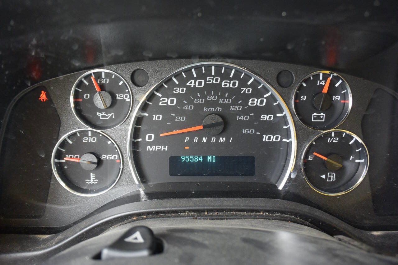 Used 2021 GMC Savana 3500 Extended w/ Power Convenience Package image 10