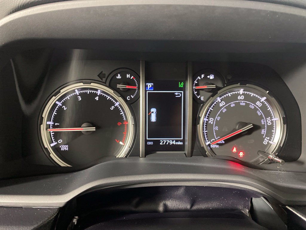 Used 2022 Toyota 4Runner TRD Off-Road Premium AWD/4WD image 18