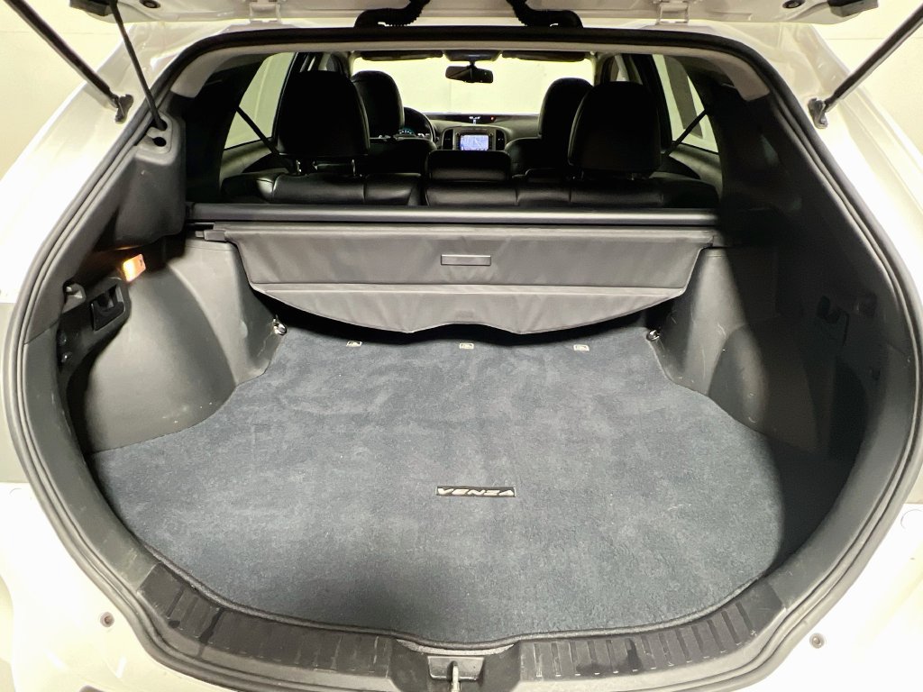 Used 2013 Toyota Venza Limited w/ Tow Prep Pkg AWD/4WD image 26