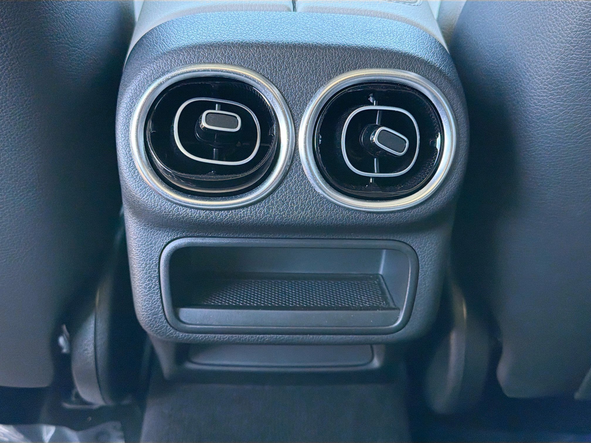 Used 2024 Mercedes-Benz GLC 300 4MATIC image 20