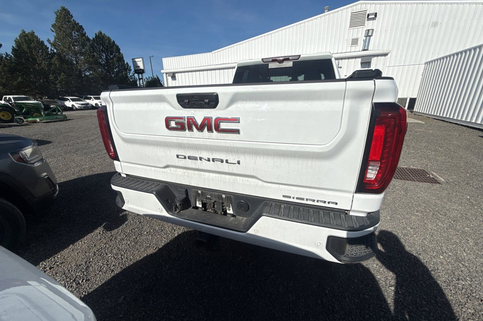 Used 2021 GMC Sierra 3500 Denali w/ Denali Ultimate Package AWD/4WD image 5