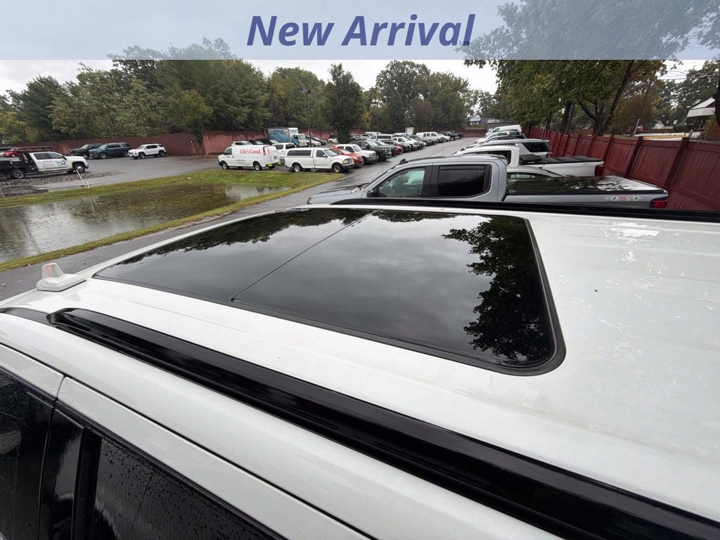 Used 2021 Chevrolet Suburban Z71 AWD/4WD image 7