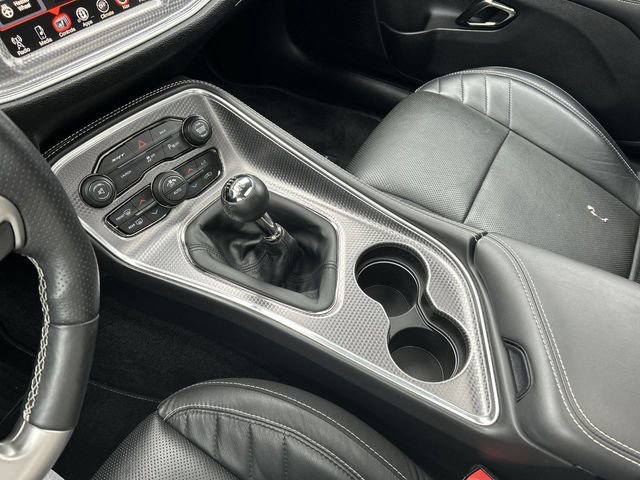 Used 2016 Dodge Challenger SRT Hellcat image 22