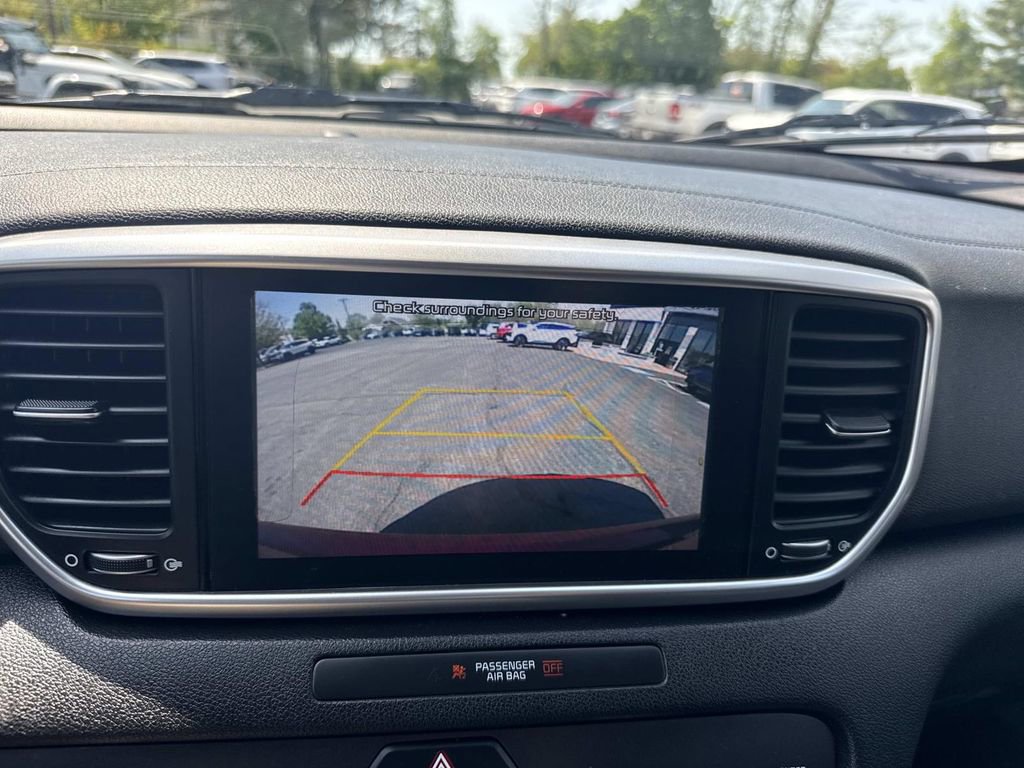 Used 2020 Kia Sportage LX AWD/4WD image 23