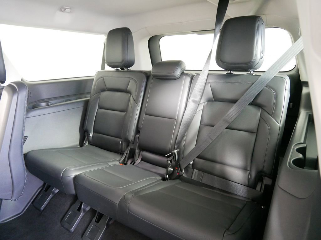 New 2025 Lincoln Navigator L Reserve AWD/4WD image 16