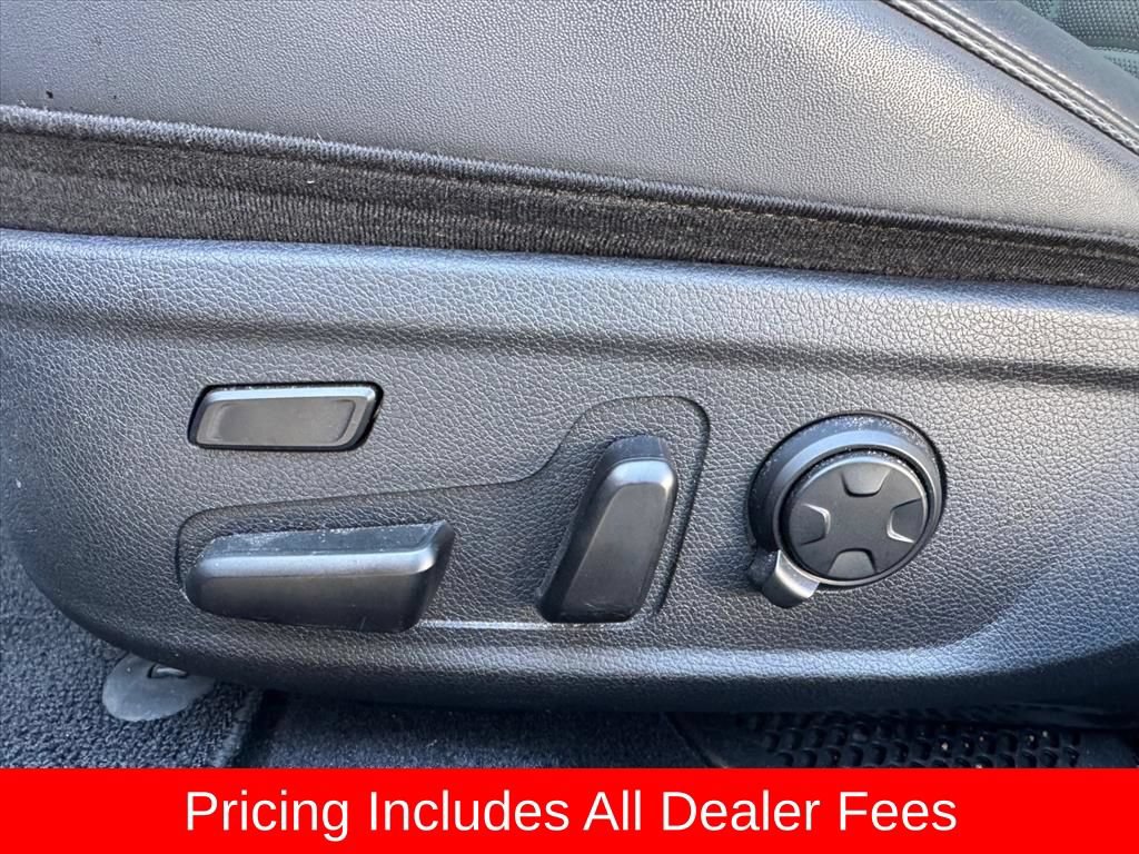 Used 2023 Kia Stinger GT2 AWD/4WD image 16