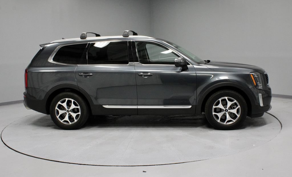 Used 2022 Kia Telluride EX w/ Towing Package AWD/4WD image 12