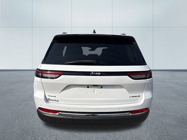 Used 2023 Jeep Grand Cherokee Laredo w/ Luxury Tech Group I image 3