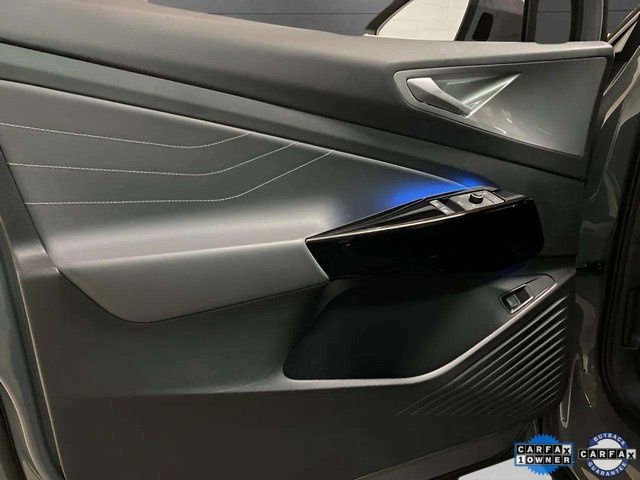 Used 2024 Volkswagen ID.4 S image 31