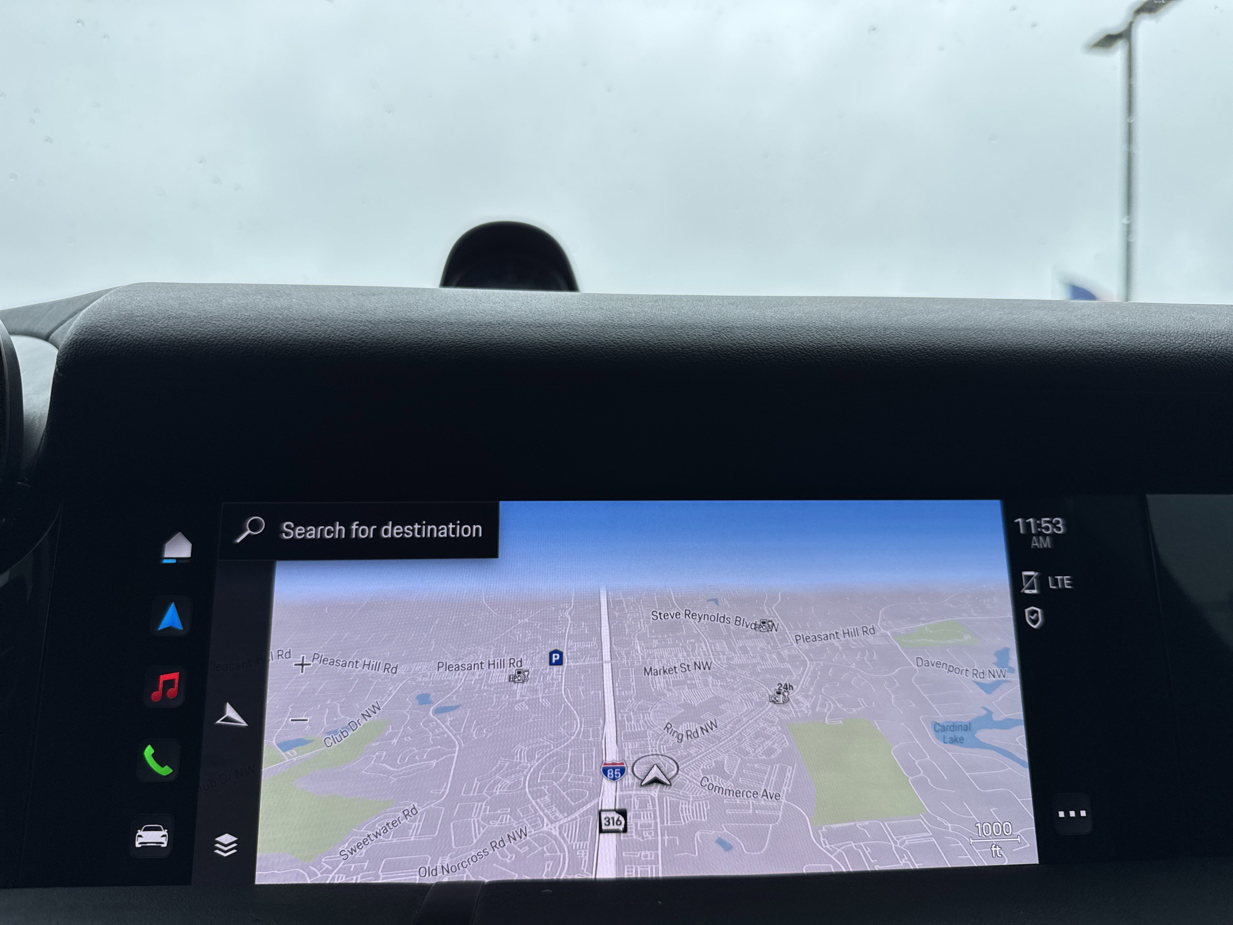 Used 2022 Porsche Taycan RWD image 25