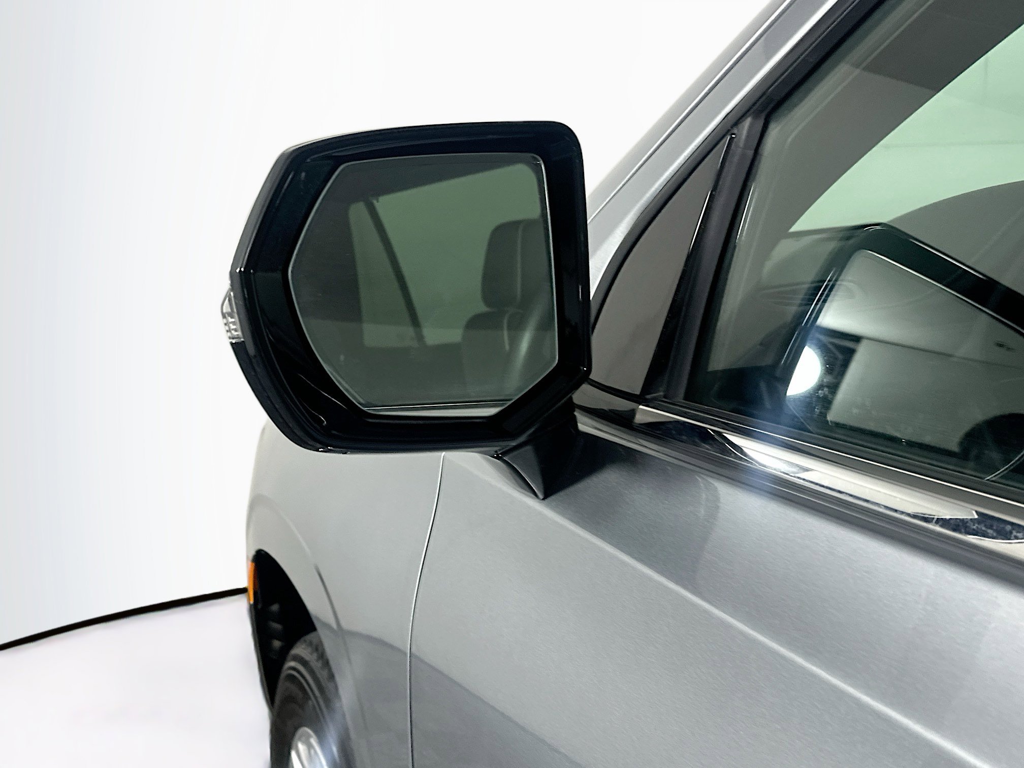 Used 2024 Chevrolet Tahoe Premier image 16