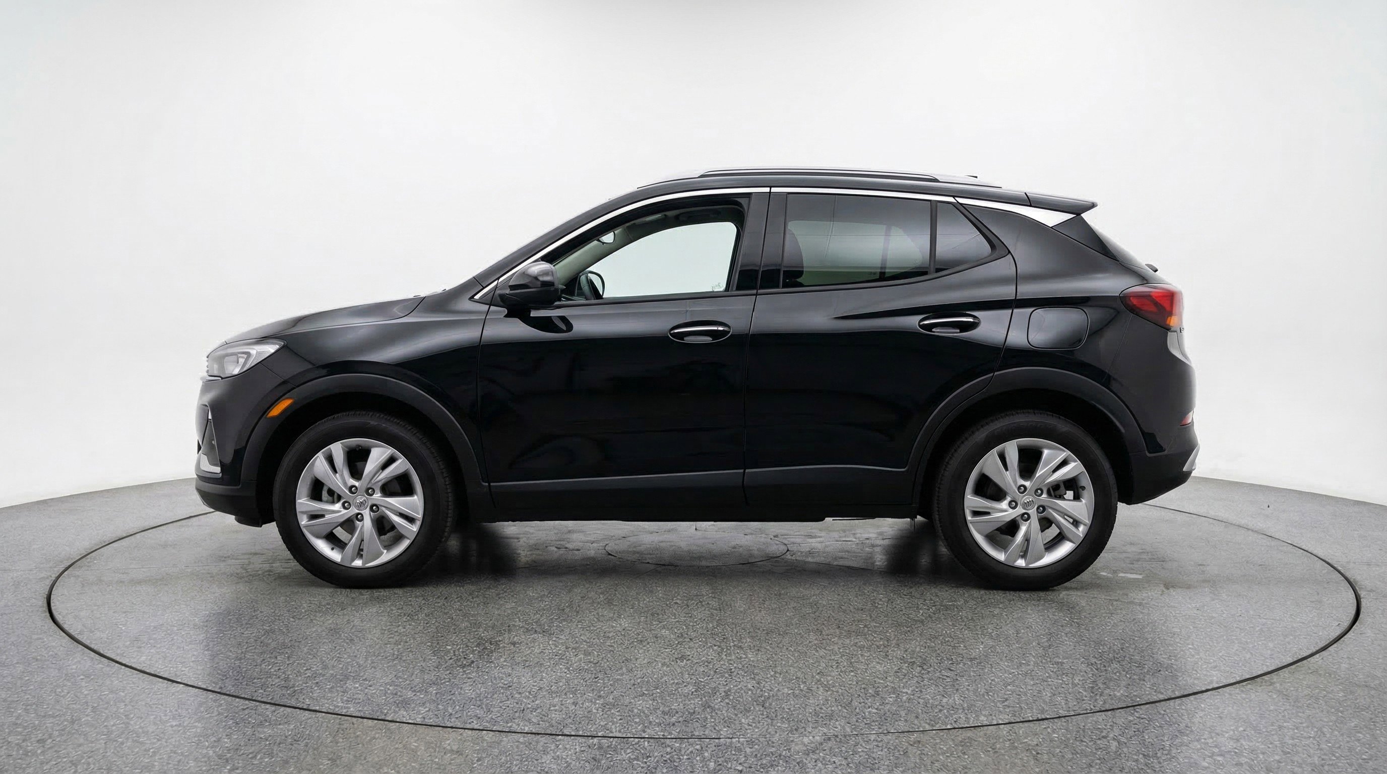 Used 2025 Buick Encore GX Preferred image 5