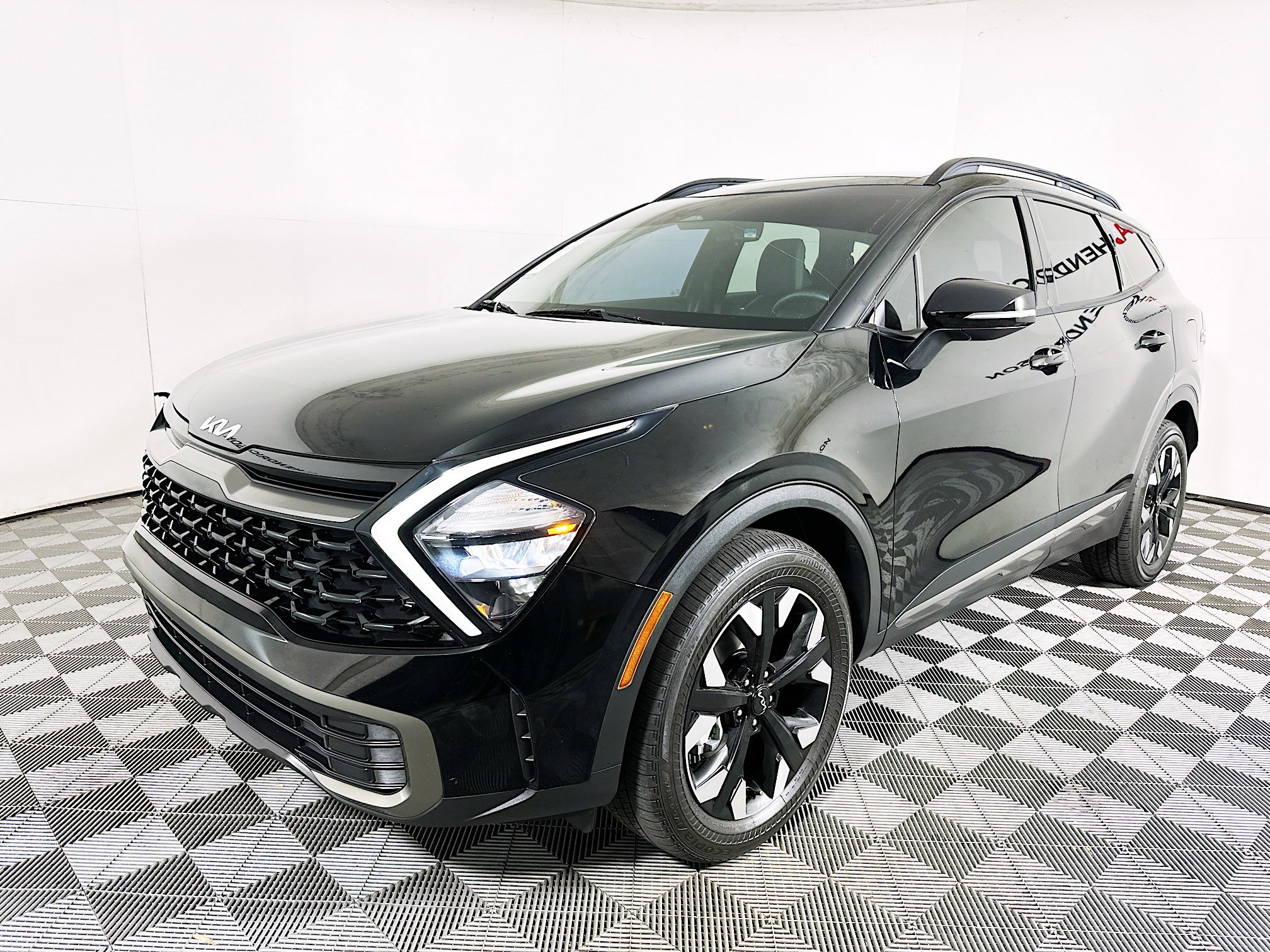 Used 2023 Kia Sportage X-Line w/ X-Line Premium Package image 7