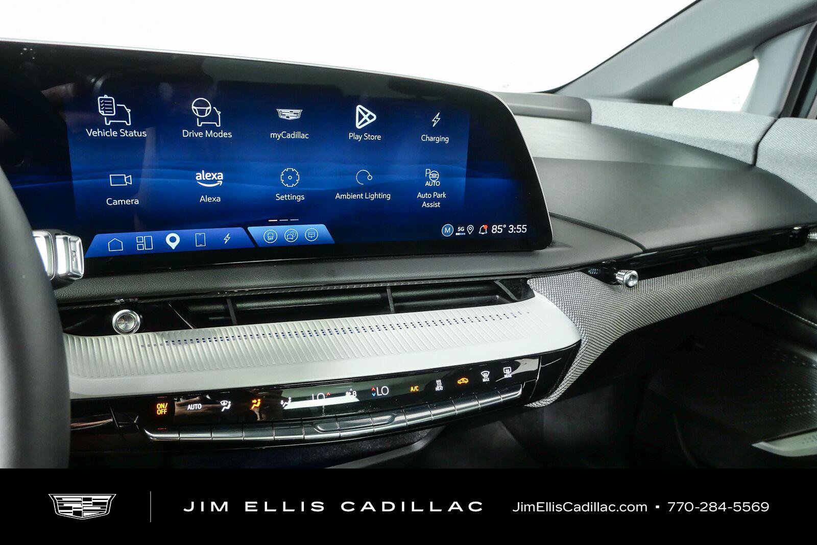 Used 2025 Cadillac Optiq Luxury 1 AWD/4WD image 13