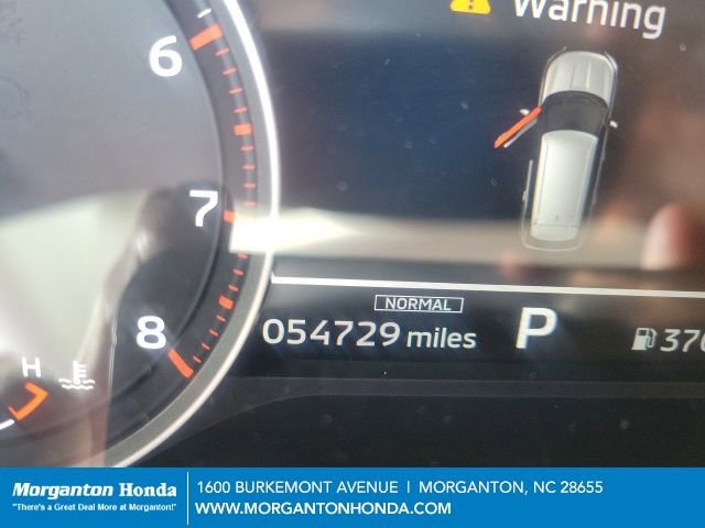 Used 2024 Mitsubishi Outlander SE Black Edition image 17