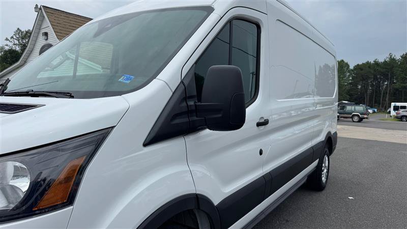 Used 2023 Ford E-Transit Medium Roof RWD image 14