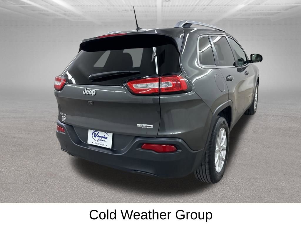 Used 2017 Jeep Cherokee Latitude w/ Cold Weather Group image 14