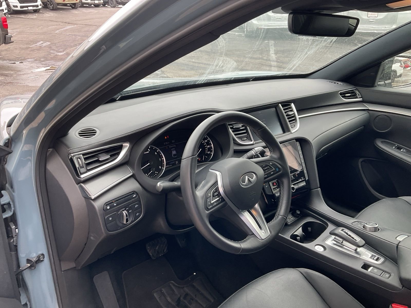 Used 2024 INFINITI QX55 Luxe w/ Cargo Package image 18