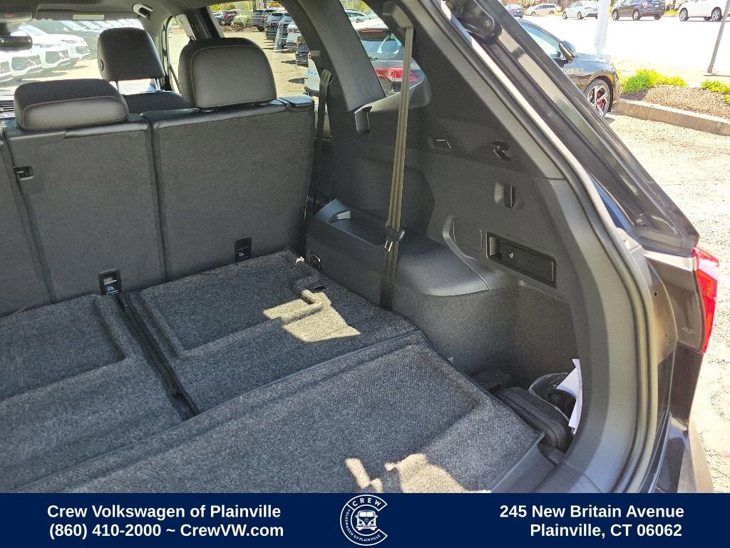 Used 2020 Volkswagen Tiguan SEL Premium R-Line w/ 3rd Row Seat Package AWD/4WD image 59