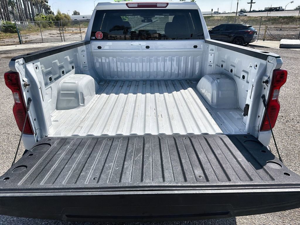 Used 2025 Chevrolet Silverado 1500 LT w/ Work Truck Package AWD/4WD image 20