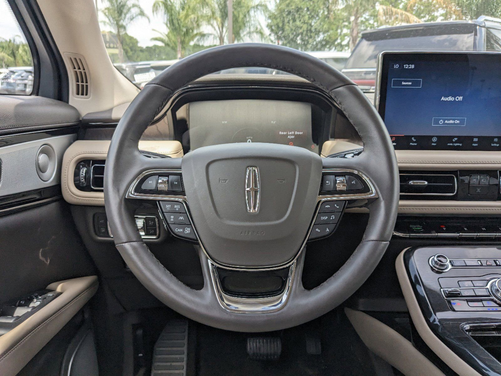 Certified 2023 Lincoln Nautilus Reserve w/ Equipment Group 202A image 18