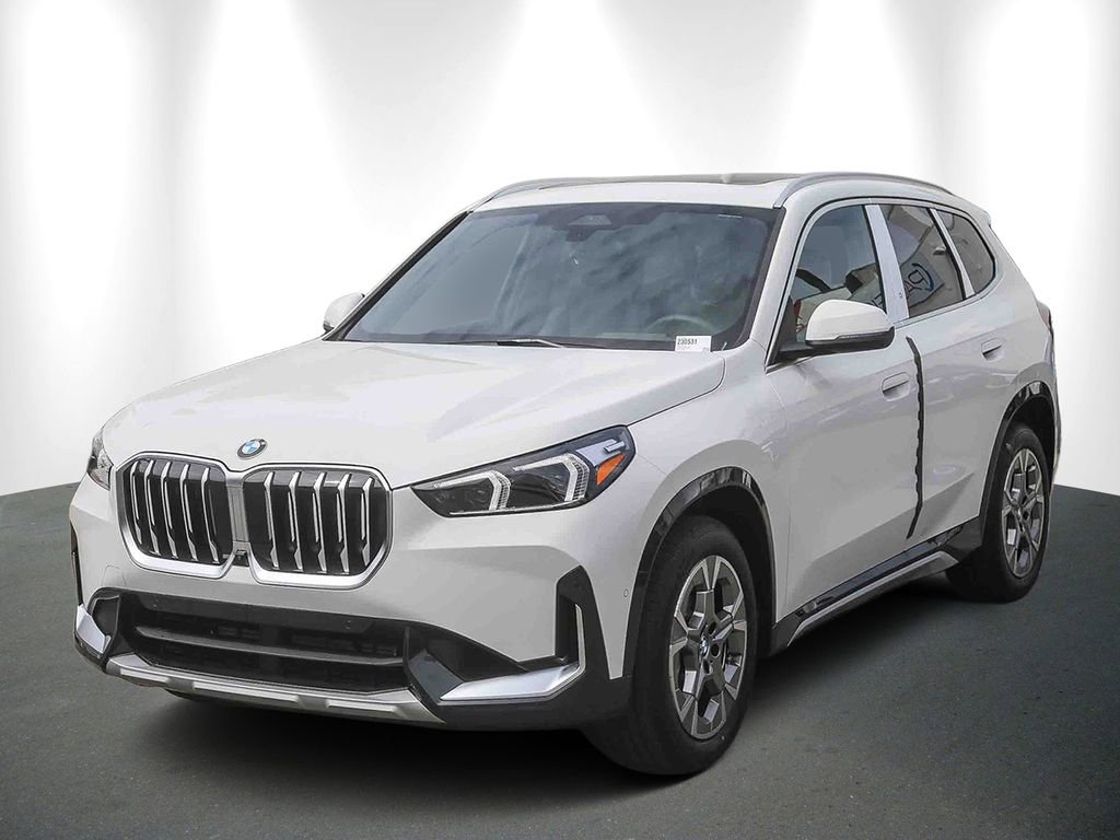 New 2026 BMW X1 xDrive28i w/ Technology Package AWD/4WD image 3