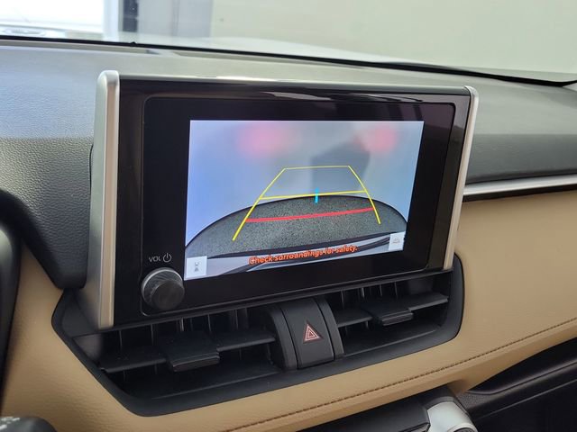 Used 2024 Toyota RAV4 LE image 29