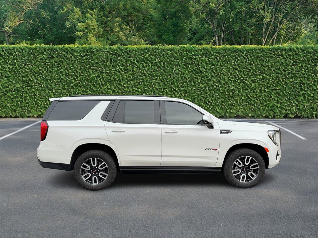Used 2024 GMC Yukon AT4 w/ AT4 Premium Package image 2