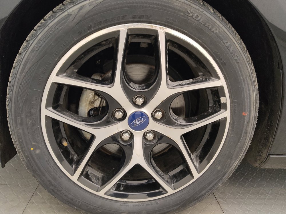 Used 2017 Ford Focus SEL image 31