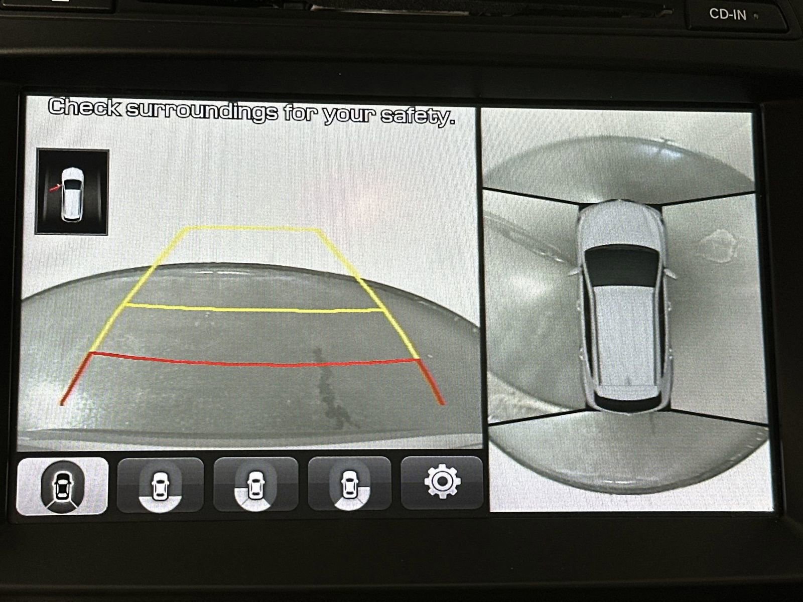 Used 2017 Hyundai Santa Fe Sport FWD image 17
