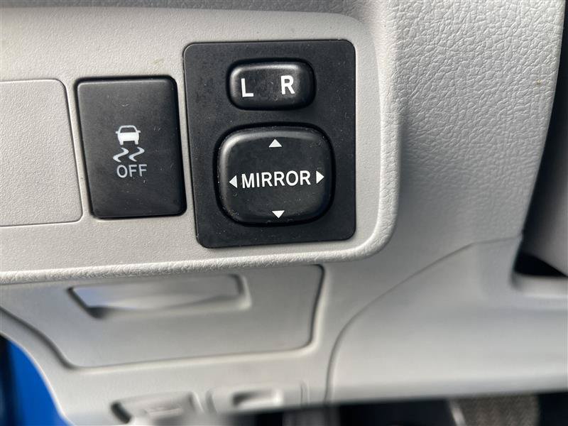 Used 2010 Toyota Corolla LE w/ All Weather Guard Pkg FWD image 27