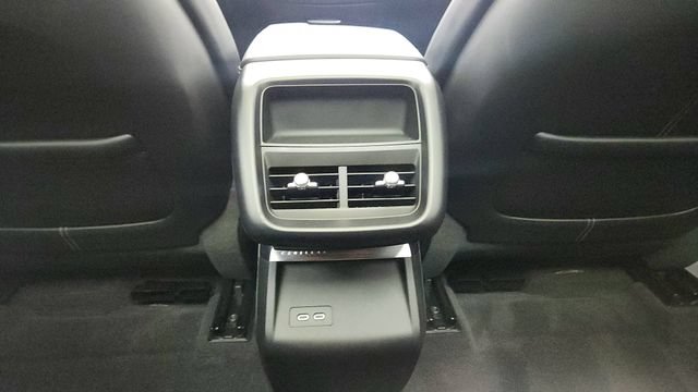 Used 2025 Cadillac Lyriq Sport AWD/4WD image 55