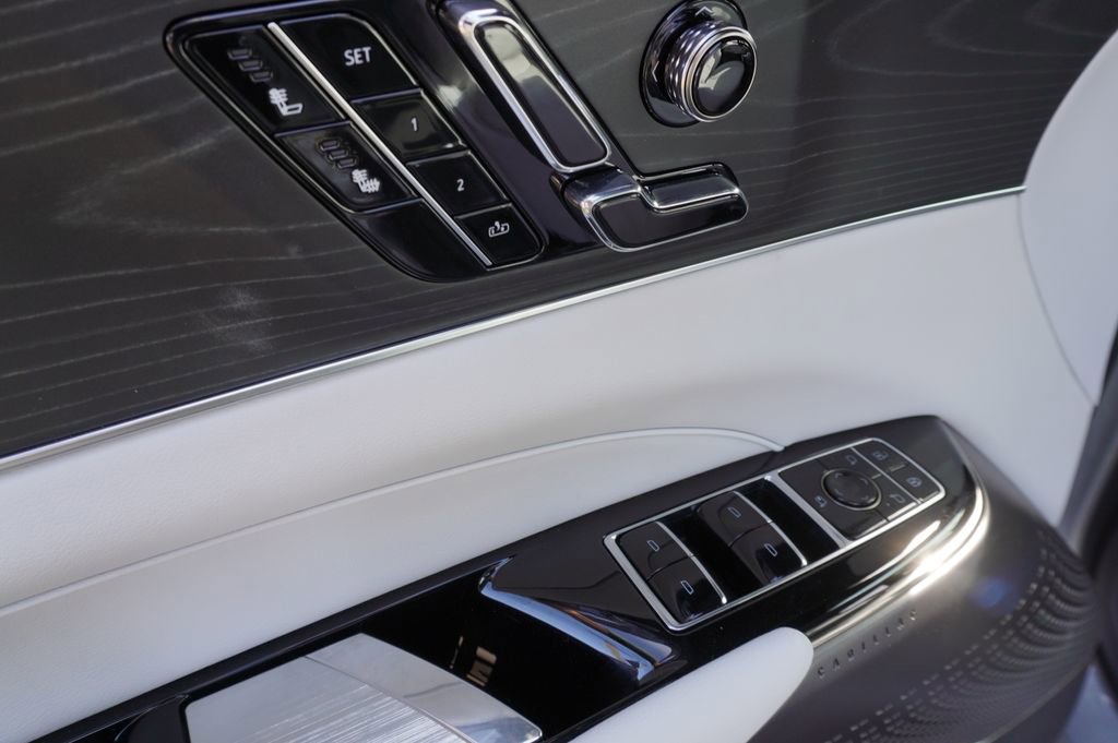 New 2025 Cadillac Lyriq Sport RWD image 15