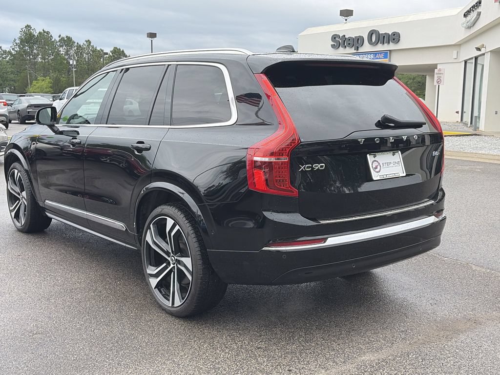 Used 2024 Volvo XC90 B6 Ultimate w/ Protection Package Premier AWD/4WD image 4