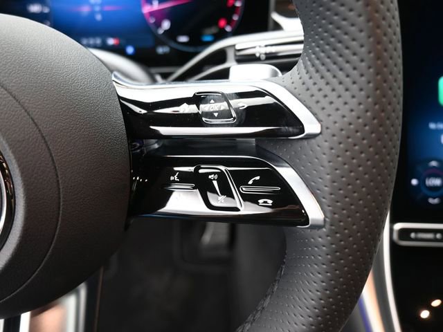 New 2026 Mercedes-Benz GLC 300 image 28