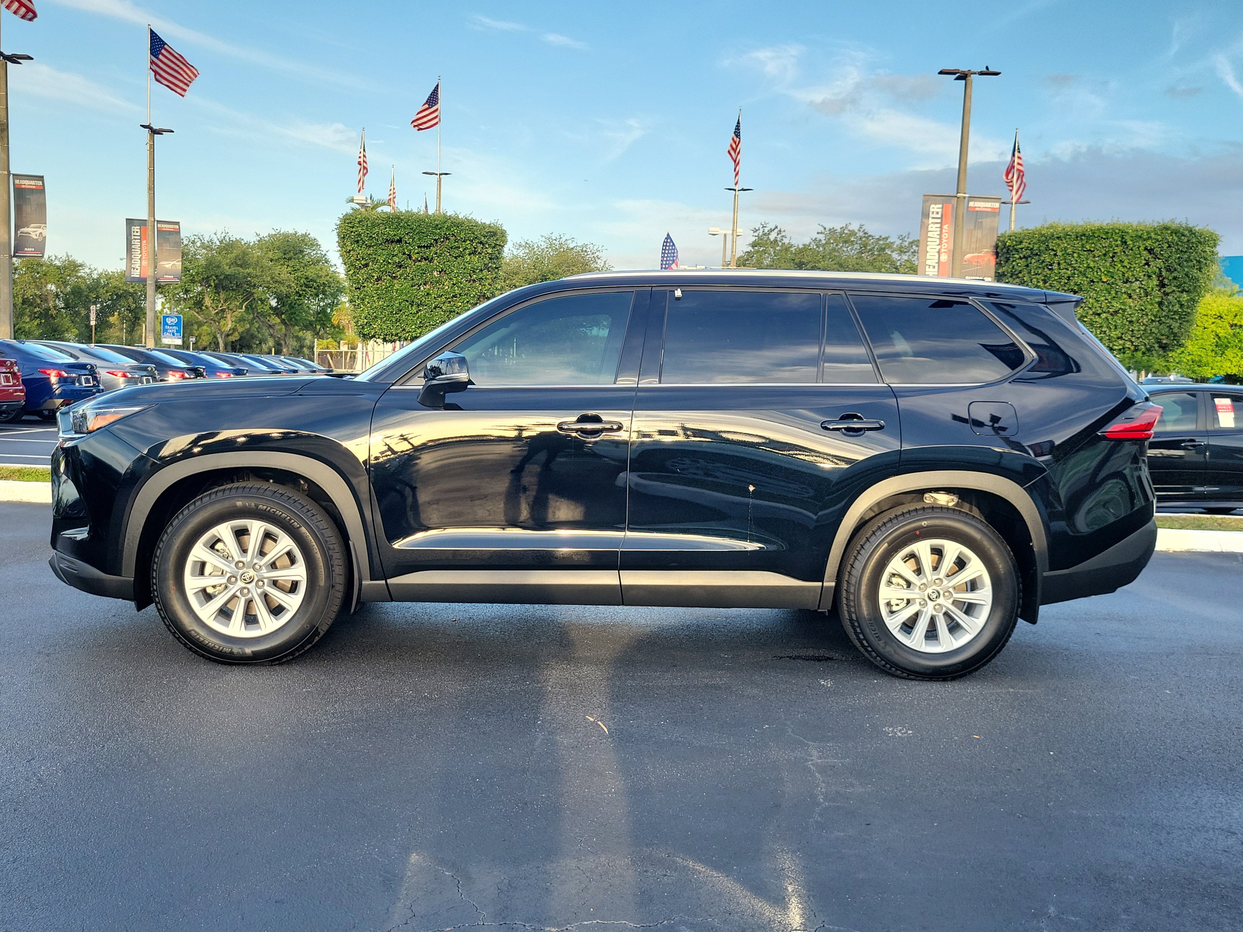 Used 2026 Toyota Grand Highlander XLE AWD/4WD image 7