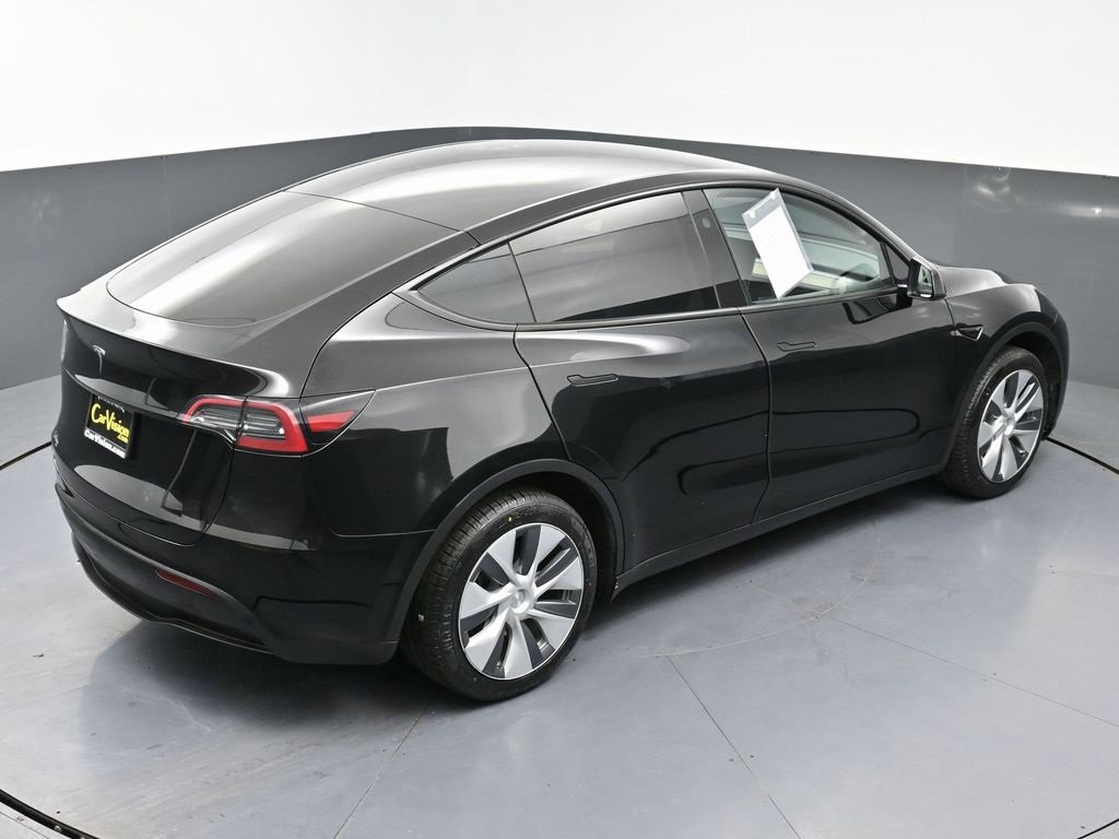 Used 2023 Tesla Model Y Long Range image 49