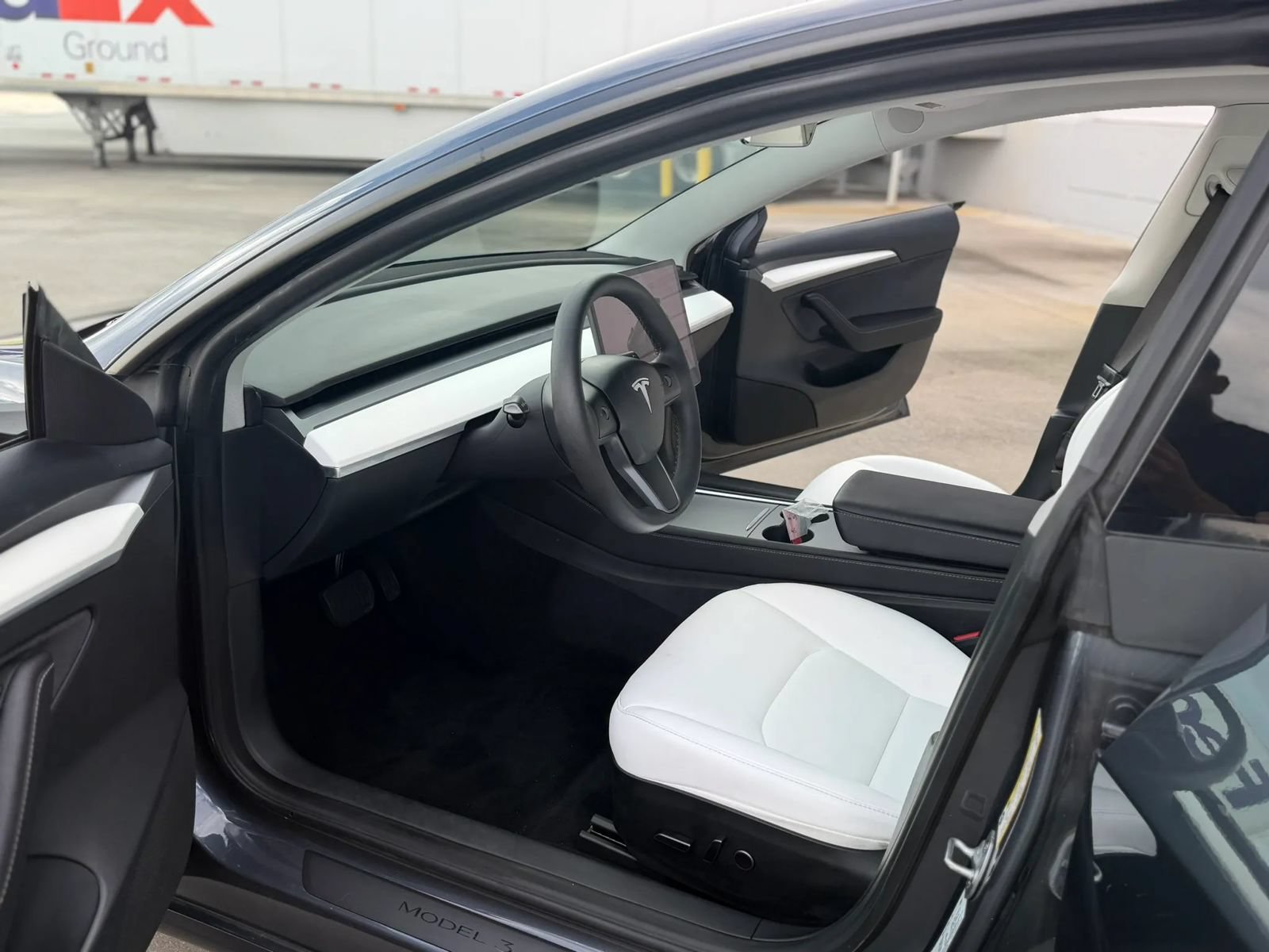 Used 2023 Tesla Model 3 Standard Range RWD image 16