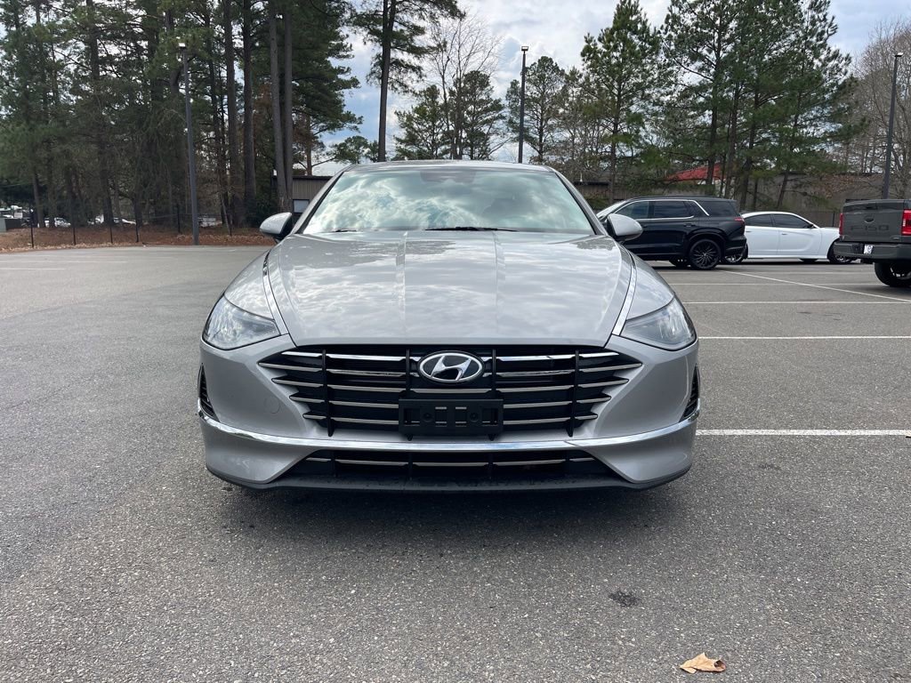 Used 2023 Hyundai Sonata SE w/ Preferred Accessory Package image 3