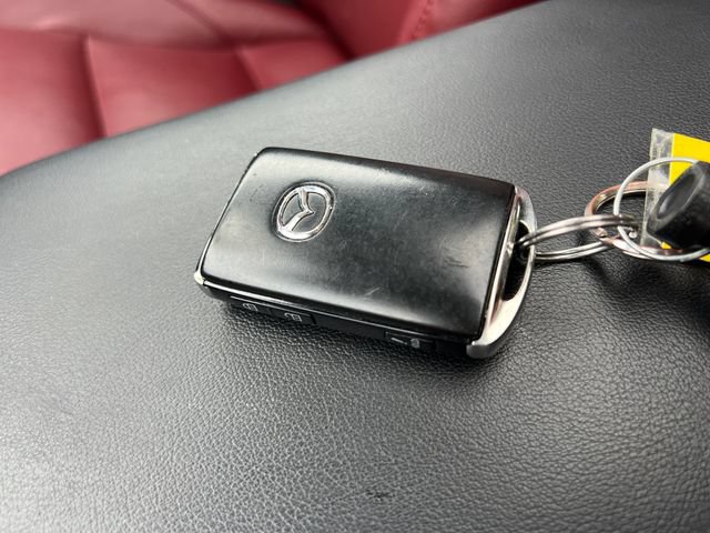Used 2022 MAZDA MAZDA3 s FWD image 30